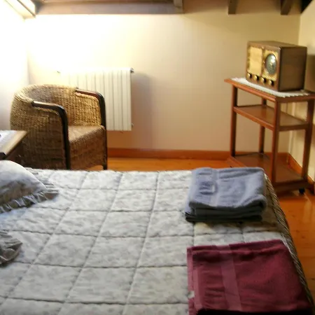 Casa de Férias House With 4 Bedrooms In La Riera With Furnished Terrace Onís