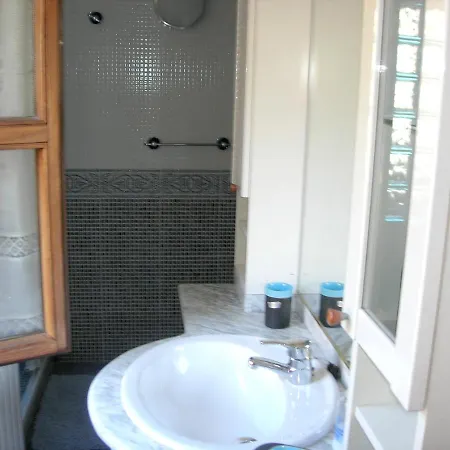 House With 4 Bedrooms In La Riera With Furnished Terrace